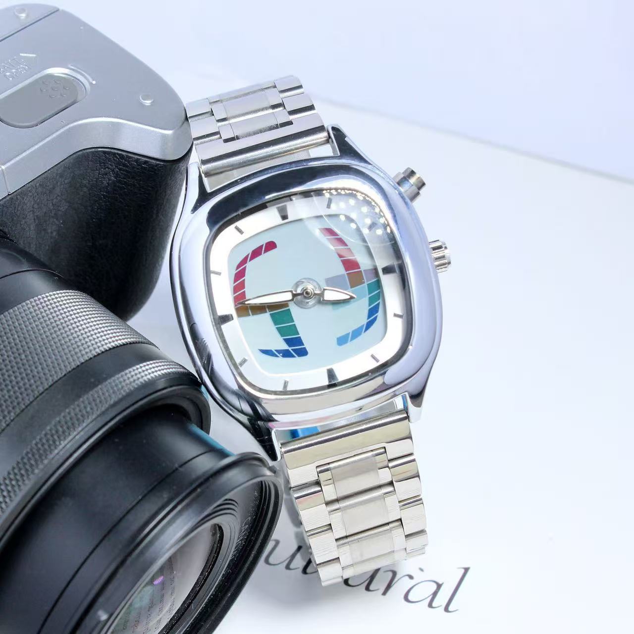 ミレニアムレトロスタイルメンズウォッチクォーツ時計30m防水 - Vintage Digital Watch のレビューと価格