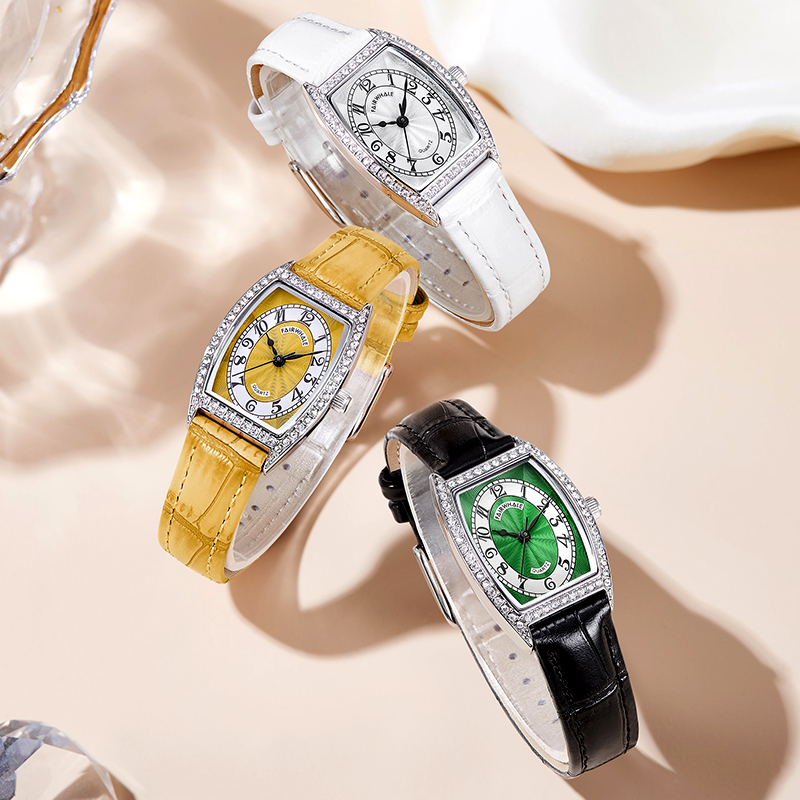 マークフェアホエール 3450 ファッション エレガント腕時 - Luxury Ceramic Watch のレビューと価格