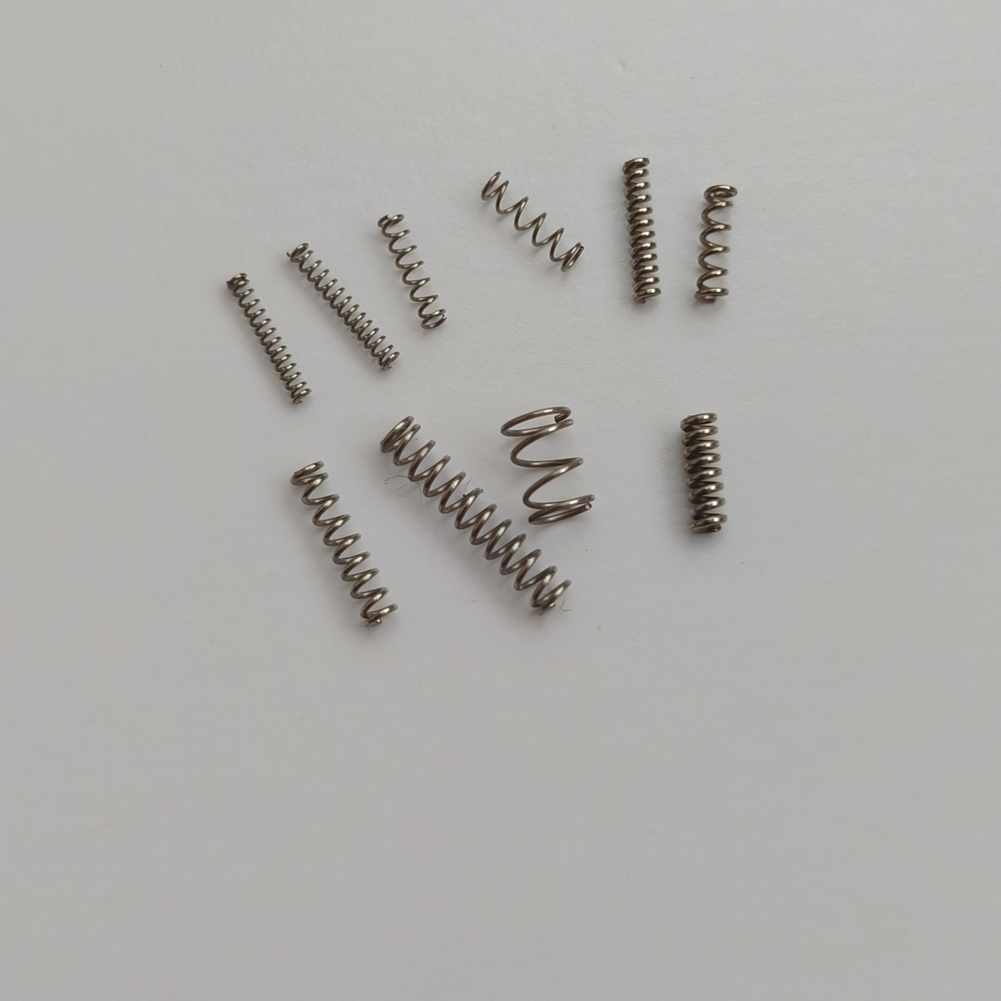0.2mm 0.3mm 0.4mmの線径の時計用リュウズプッ - Watch Crown Pusher のレビューと価格